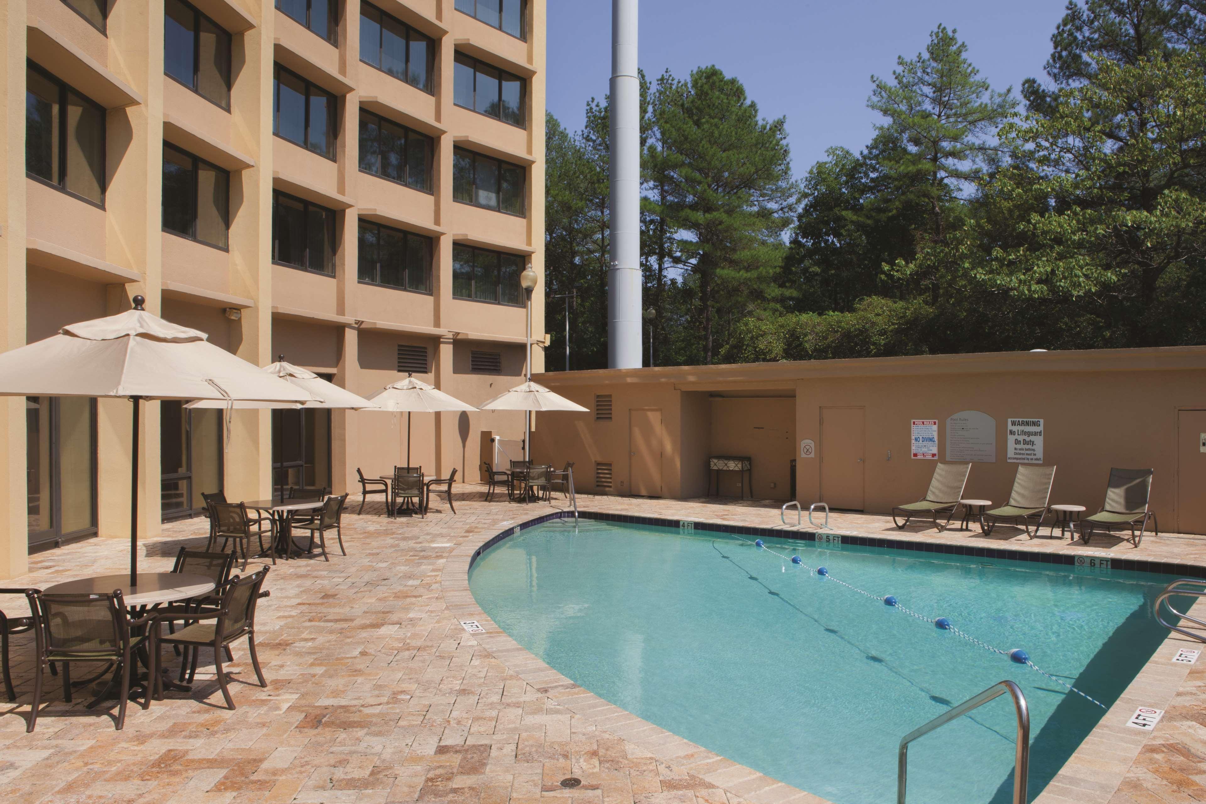 Отель Doubletree By Hilton Atlanta North Druid Hills/Emory Area Удобства фото