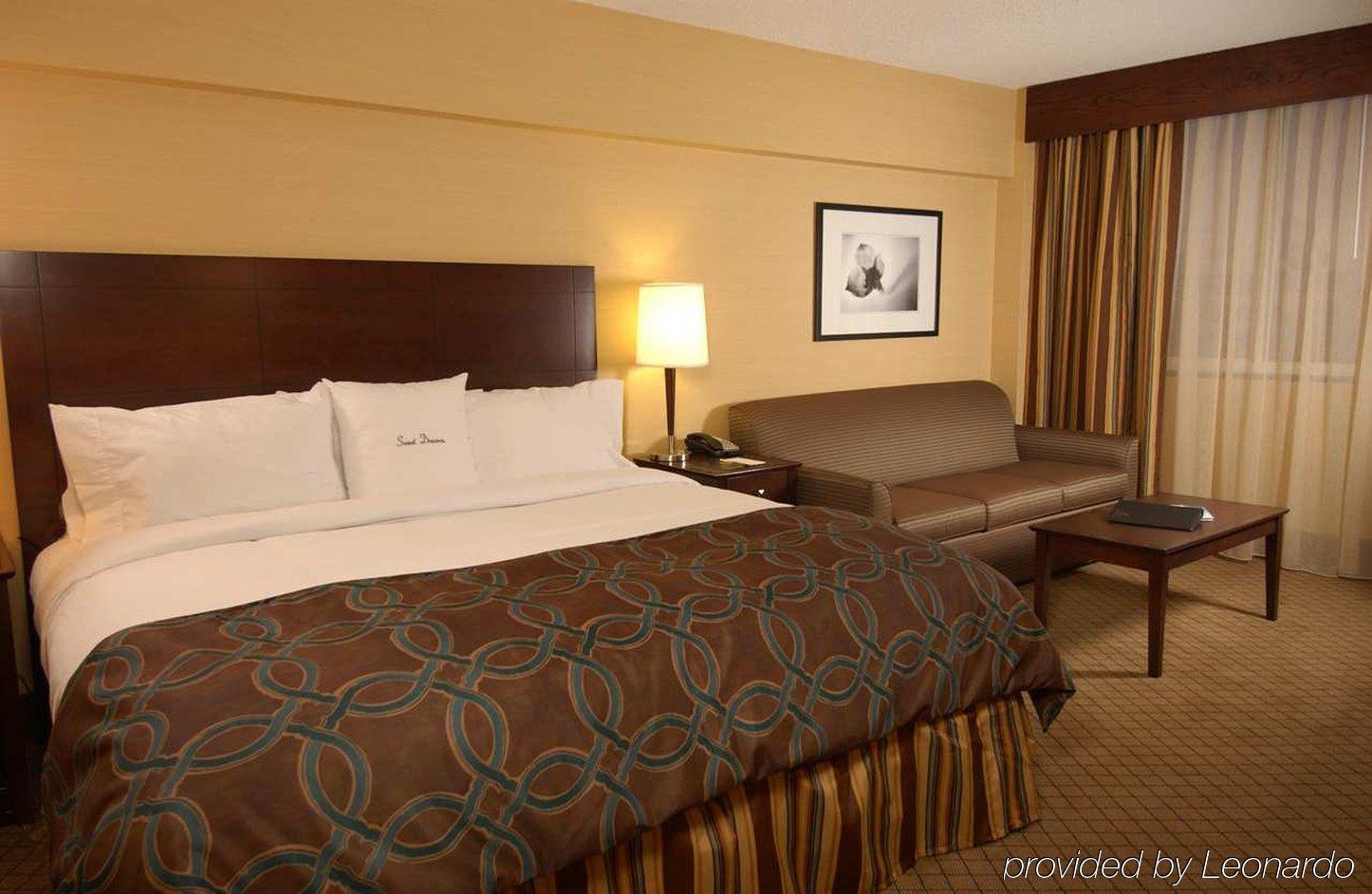 Отель Doubletree By Hilton Atlanta North Druid Hills/Emory Area Номер фото